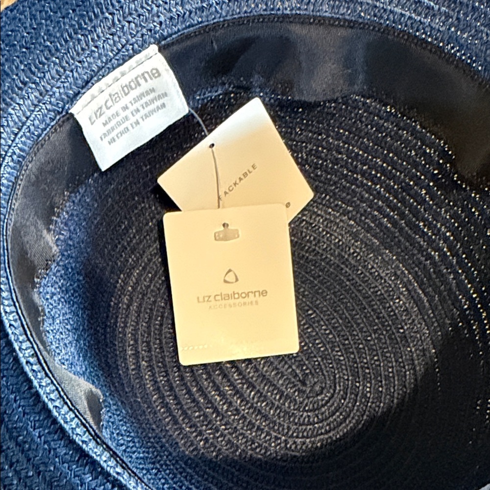 💐Liz Claiborne Navy Blue Women's Hat - Picture 3 of 4